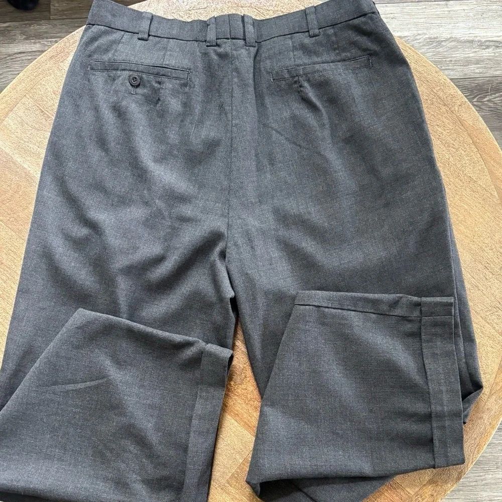Banana Republic Martin Fit  Women's Dress Pants. Size 32